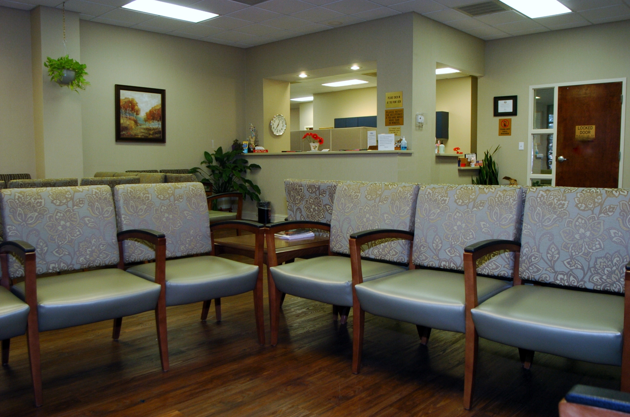 Guilford Medical Associates lobby waiting area image